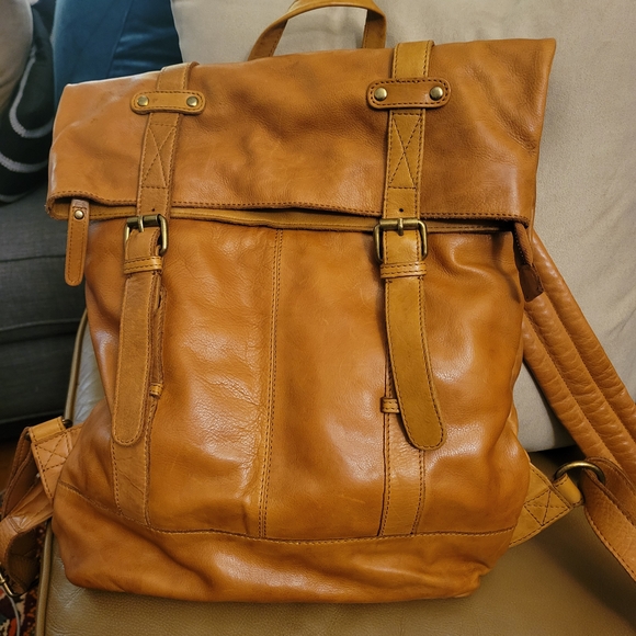 Vilencia Holland Unisex Backpack - Picture 2 of 9